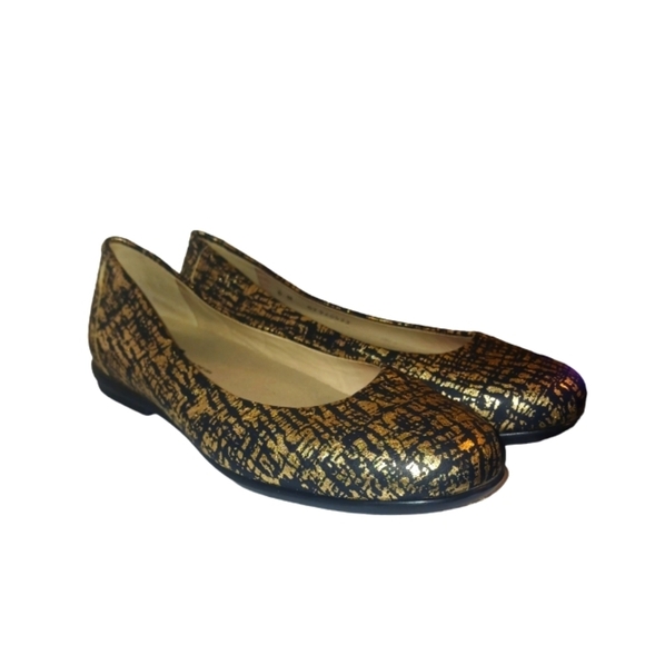NEW SAS Scenic Ballet Flat Leather Black and Gold Ortholite Slip On sz 8 - Picture 7 of 9